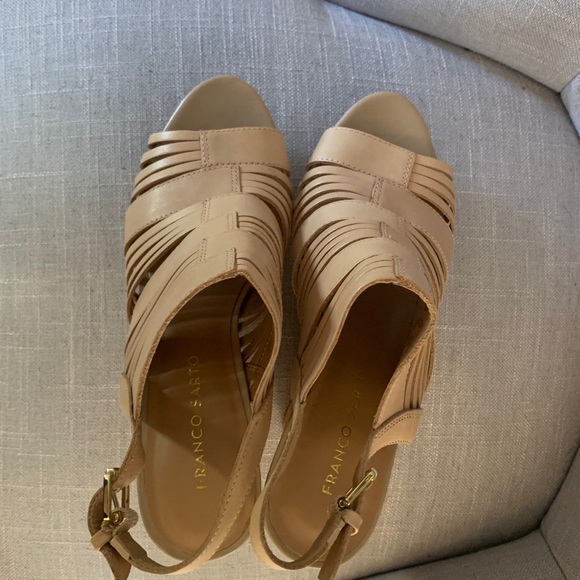 Franco Sarto wedges - Picture 3 of 5